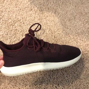 Adidas tennis shoes